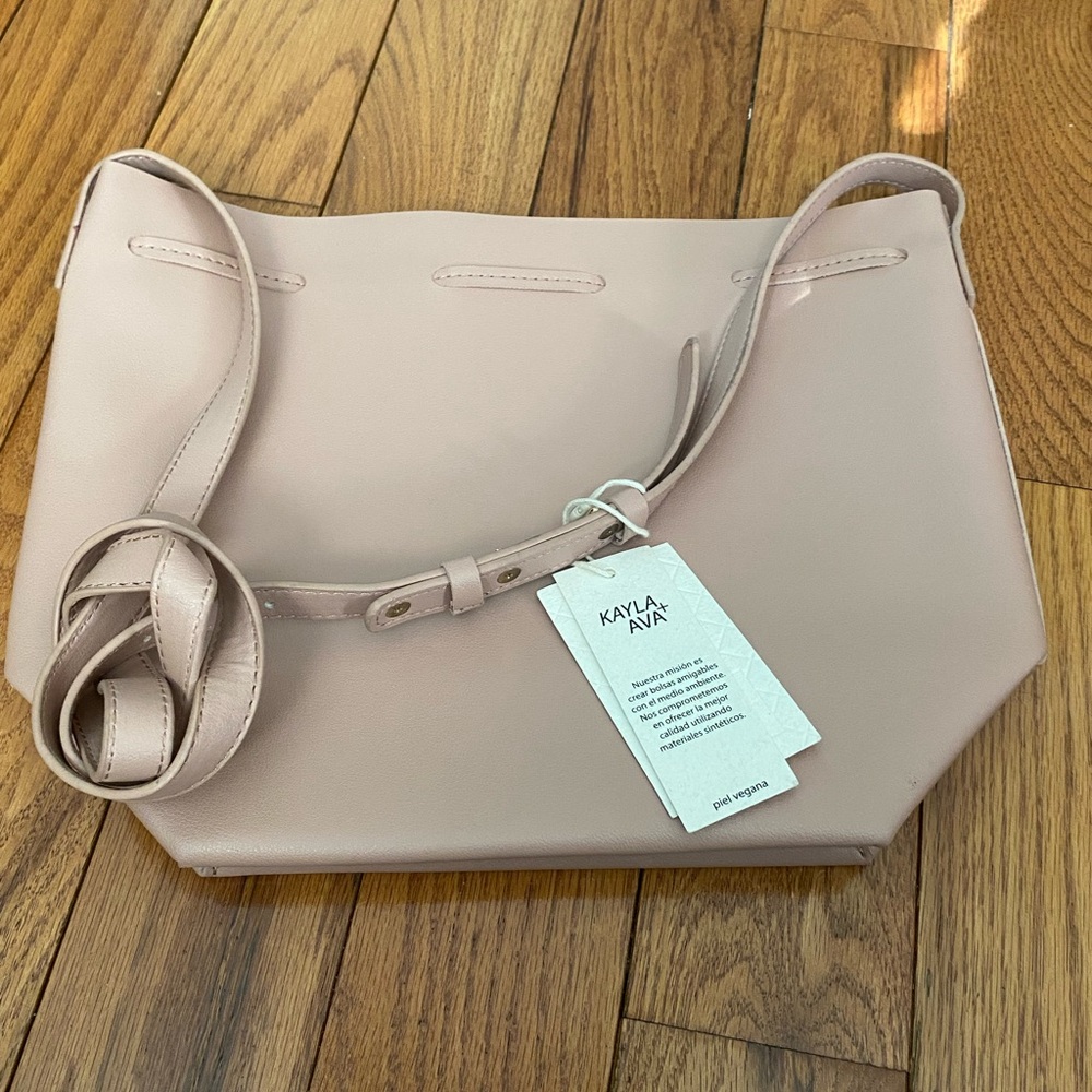 New NWT Kayla + Ava Vegan Leather Mauve 1-Pocket Shoulder Bag‎ Purse